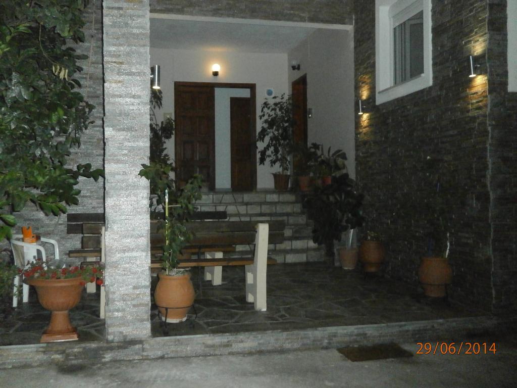 Ioannis Avrades Apartments Agiakampos  Exterior foto